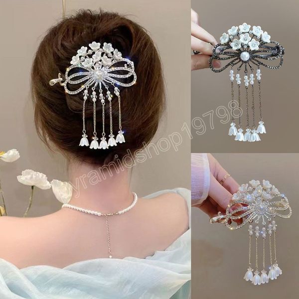 hair clip hollow out bowknot flower hair clips women crystal flower tassel hair claw girls barrette hair accessoires, Slivery;white
hair clip hollow out bowknot flower hair clips women crystal flower tassel hair claw girls barrette hair accessoires, Slivery;white