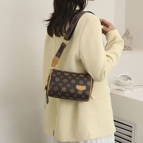 women chain shoulder crossbody bags fashion coussin designers bag lady purse messenger bag designer handbags wallets backpack female purse
women chain shoulder crossbody bags fashion coussin designers bag lady purse messenger bag designer handbags wallets backpack female purse