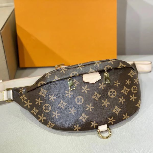 embossing genuine leather fashion m4364 waist bags fashion bum designers luxurys chest belt cross body shoulder bumbag purse pocket fanny pa
embossing genuine leather fashion m4364 waist bags fashion bum designers luxurys chest belt cross body shoulder bumbag purse pocket fanny pa
