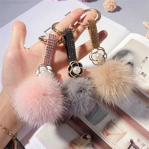 key rings luxury handmade real mink fur keychain full rhinestone leather strap fluffy pompom key chain bag pendant charm car keyring gift l2, Slivery;golden
key rings luxury handmade real mink fur keychain full rhinestone leather strap fluffy pompom key chain bag pendant charm car keyring gift l2, Slivery;golden