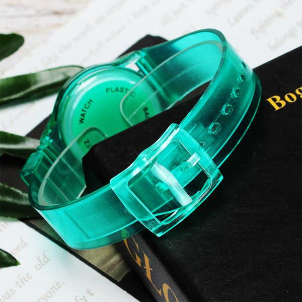 candy colored silicone watch women's cute jelly quartz watch children's transparent digital watch environmental friendly leisure w, Slivery;golden
candy colored silicone watch women's cute jelly quartz watch children's transparent digital watch environmental friendly leisure w, Slivery;golden