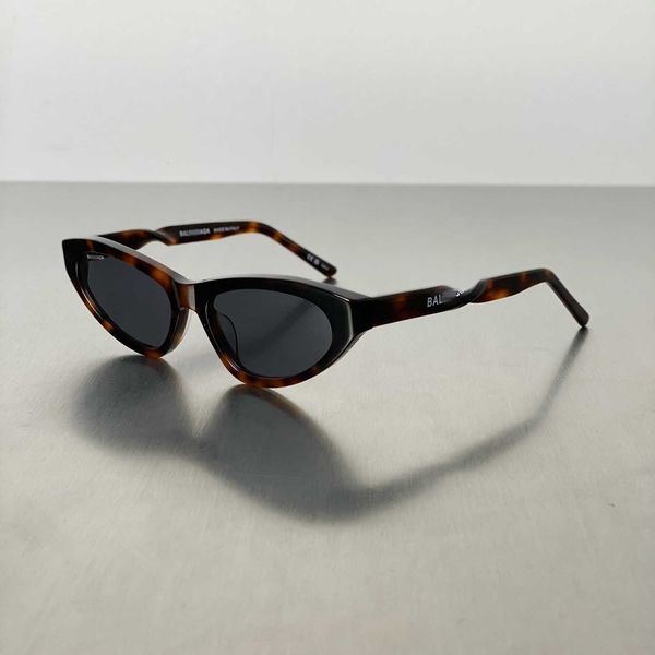 fashion bb sunglasses letter b plate oval small frame for women bb0207 hip-hop style sunshade black and white powder tortoise with logo box, White;black
fashion bb sunglasses letter b plate oval small frame for women bb0207 hip-hop style sunshade black and white powder tortoise with logo box, White;black