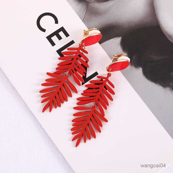 charm 2023 summer new leaf ear clips without pierced earrings for women girl wedding engagement party jewelry r230719, Golden
charm 2023 summer new leaf ear clips without pierced earrings for women girl wedding engagement party jewelry r230719, Golden