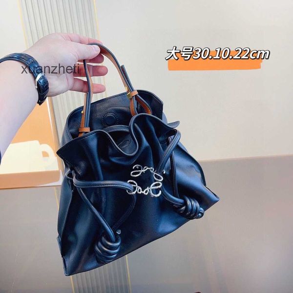 pleated wasit luxury tote famous bag early drawstring designer capacity cowhide 2023 braised wheat loewbag spring high bags commuter girl fl
pleated wasit luxury tote famous bag early drawstring designer capacity cowhide 2023 braised wheat loewbag spring high bags commuter girl fl