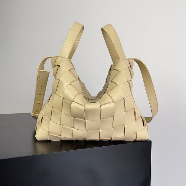 designer cassette bowling bags luxury tote bags 1:1 quality lambskin handbags 28cm with box mv008
designer cassette bowling bags luxury tote bags 1:1 quality lambskin handbags 28cm with box mv008