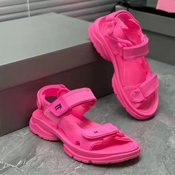 designer sandals women man sandals leather casual shoes quilted platform summer comfortable summer beach sandal 35-42, Black
designer sandals women man sandals leather casual shoes quilted platform summer comfortable summer beach sandal 35-42, Black
