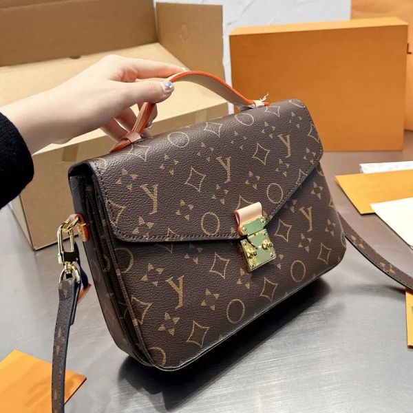 metis designer messenger bag satchel bag luxury shoulder bags sacoche handbags designer corssbody leather cross body women lady purse satche
metis designer messenger bag satchel bag luxury shoulder bags sacoche handbags designer corssbody leather cross body women lady purse satche