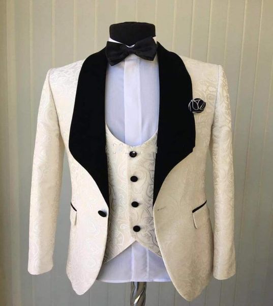 champagne jacquard men wedding tuxedos black velvet lapel one button groom tuxedos popular men dinnerdarty dressjacketpantstie5290294, Black;gray
champagne jacquard men wedding tuxedos black velvet lapel one button groom tuxedos popular men dinnerdarty dressjacketpantstie5290294, Black;gray