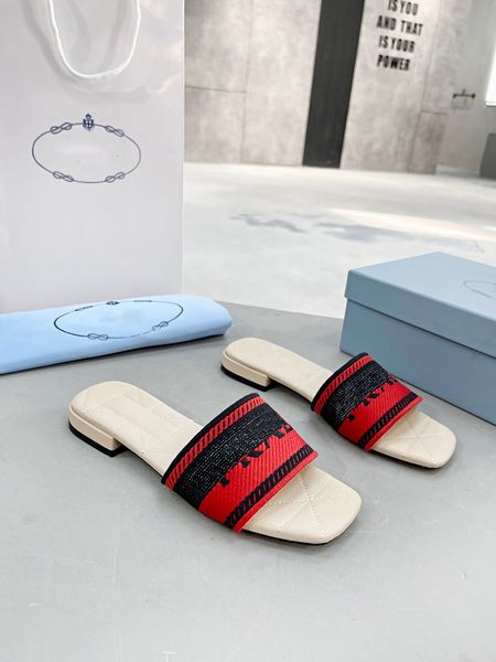 2023 woman embroidered fabric luxury slides slippers black red multicolor embroidery mules womens flip flops casual sandals summer leather f
2023 woman embroidered fabric luxury slides slippers black red multicolor embroidery mules womens flip flops casual sandals summer leather f