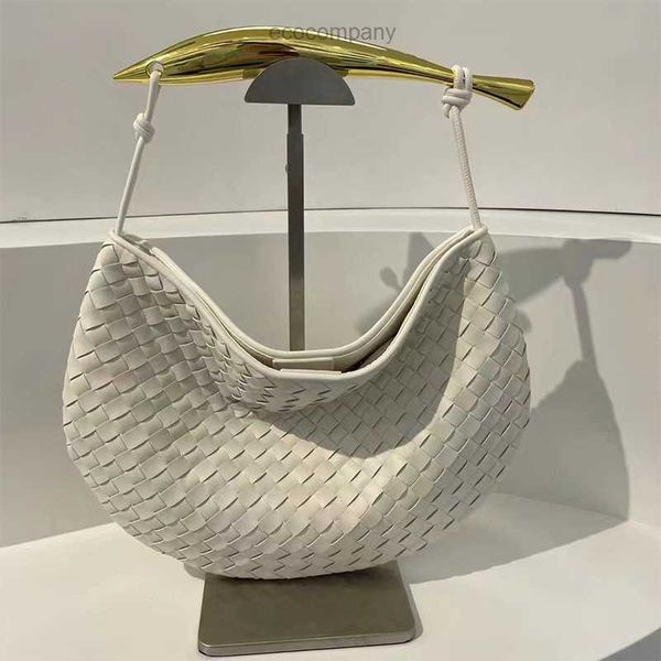 woven designer sardine bag handbag small design new women's leather versatile high-grade metal handle dumpling 2 gexg
woven designer sardine bag handbag small design new women's leather versatile high-grade metal handle dumpling 2 gexg