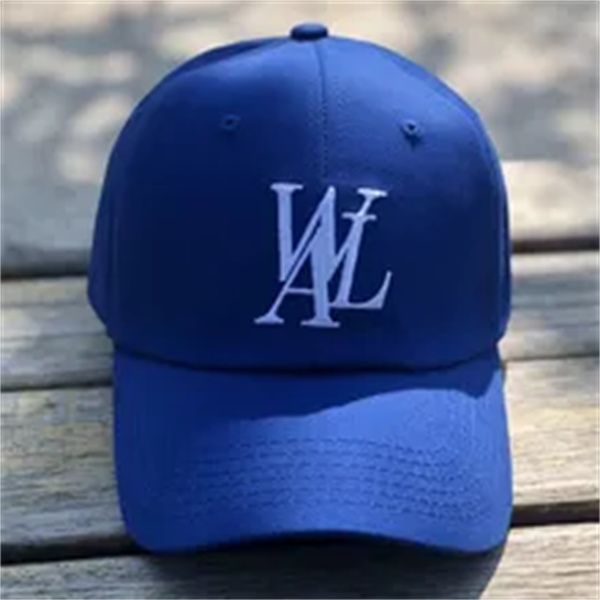 new alphabet baseball hat men's and women's korean version of the wild tide brand peaked cap back buckle adjustable sun hat, White;black
new alphabet baseball hat men's and women's korean version of the wild tide brand peaked cap back buckle adjustable sun hat, White;black