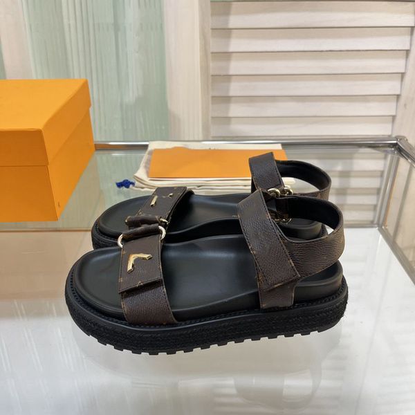 luxury designer luis beach shoes leather beachs sandals letter vuttonity slippers outdoor women cvzxc
luxury designer luis beach shoes leather beachs sandals letter vuttonity slippers outdoor women cvzxc
