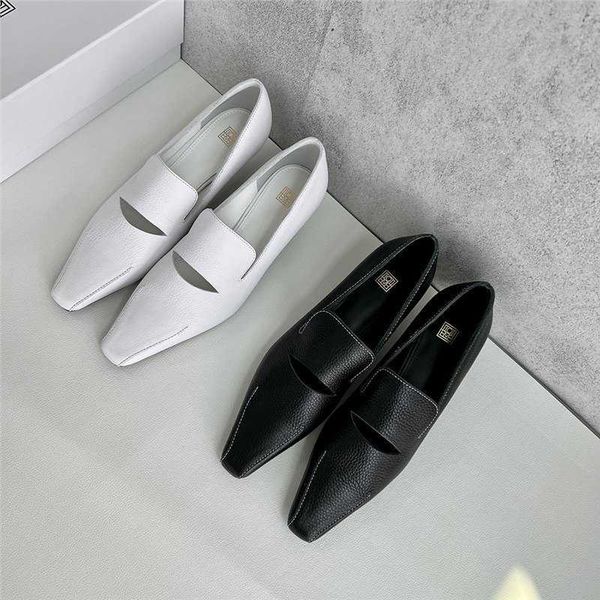 chunyuan toteme kitten heel open smile single shoes for women's head leather calf leather thin heel mid heel slip-on shoe shoes
chunyuan toteme kitten heel open smile single shoes for women's head leather calf leather thin heel mid heel slip-on shoe shoes