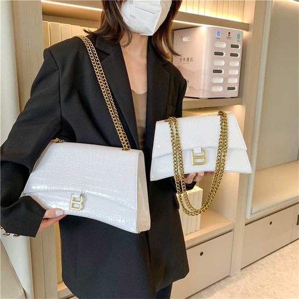 63% off 2023 new bagdesigner spring/summer crocodile pattern fashion trend handbags garden women's handheld shoulder bag
63% off 2023 new bagdesigner spring/summer crocodile pattern fashion trend handbags garden women's handheld shoulder bag