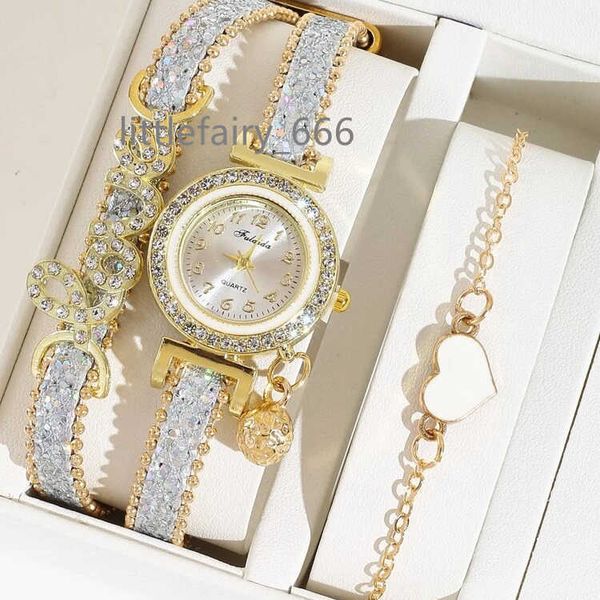 love watch for women vintage heart bracelet dial analog quartz wrist watches set ww021, Slivery;golden
love watch for women vintage heart bracelet dial analog quartz wrist watches set ww021, Slivery;golden