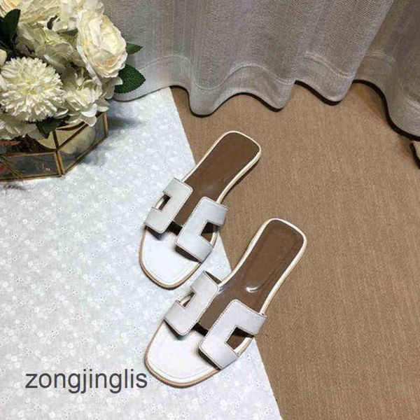 famous h oran slipper brand women classic sandals flat shoes beacslippers heel summer designer fashion flops leather lady slides shoes l bat
famous h oran slipper brand women classic sandals flat shoes beacslippers heel summer designer fashion flops leather lady slides shoes l bat
