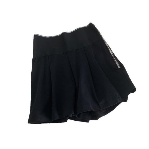designer women casual black safari shorts elastic wide leg letter ribbon versatile waist pleated women's pants spring summer shorts bre, White;black
designer women casual black safari shorts elastic wide leg letter ribbon versatile waist pleated women's pants spring summer shorts bre, White;black