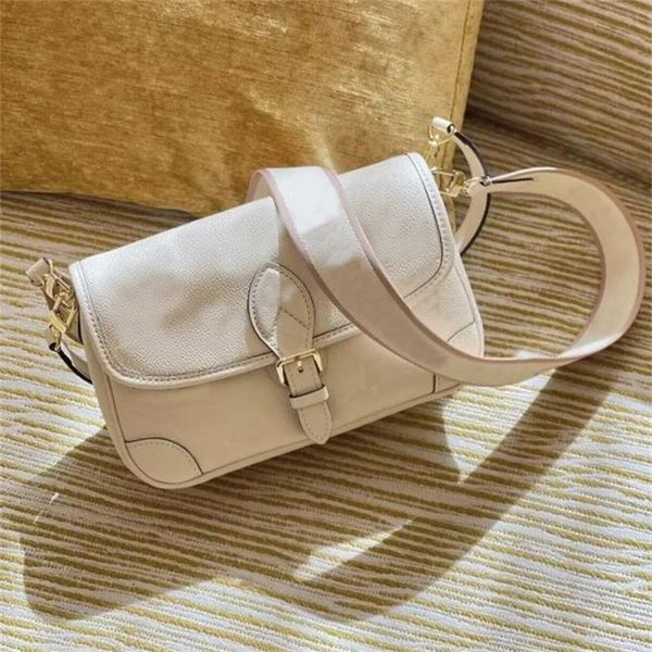 canvas shoulder luxury bags baguette lady bag designre letters flap soft leather sacoche womens cross body diane bag large capacity mutil co
canvas shoulder luxury bags baguette lady bag designre letters flap soft leather sacoche womens cross body diane bag large capacity mutil co
