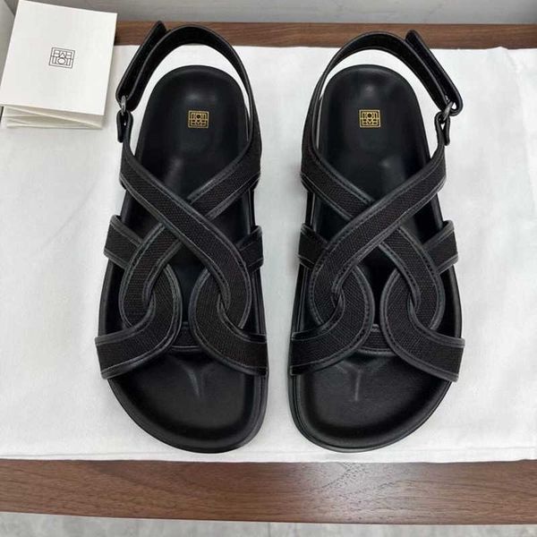 2023 new toteme small handmade canvas woven sandals for women xia lu toe thick soled flat beach caligae shoes
2023 new toteme small handmade canvas woven sandals for women xia lu toe thick soled flat beach caligae shoes