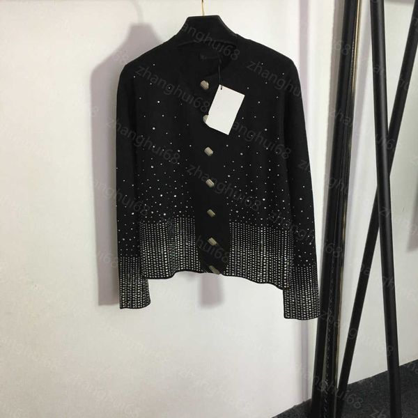 23ss womens designer clothing womens knits custom lion head button full star drill round neck long sleeve wool knit cardigan coat womens clo, White
23ss womens designer clothing womens knits custom lion head button full star drill round neck long sleeve wool knit cardigan coat womens clo, White