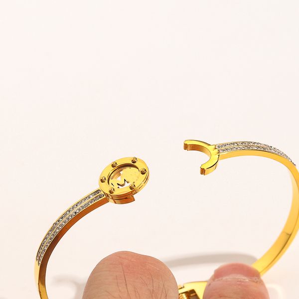 luxury bracelets women gold bangle fashion brand designer letter bracelet crystal 18k gold plated stainless steel bracelet womens wedding je, Black
luxury bracelets women gold bangle fashion brand designer letter bracelet crystal 18k gold plated stainless steel bracelet womens wedding je, Black