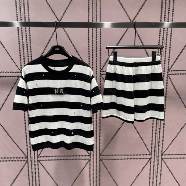 23ss skirt set womens designer clothing new striped beaded elastic diamond casual pullover knitted short sleeve shorts sets womens clothing, White
23ss skirt set womens designer clothing new striped beaded elastic diamond casual pullover knitted short sleeve shorts sets womens clothing, White
