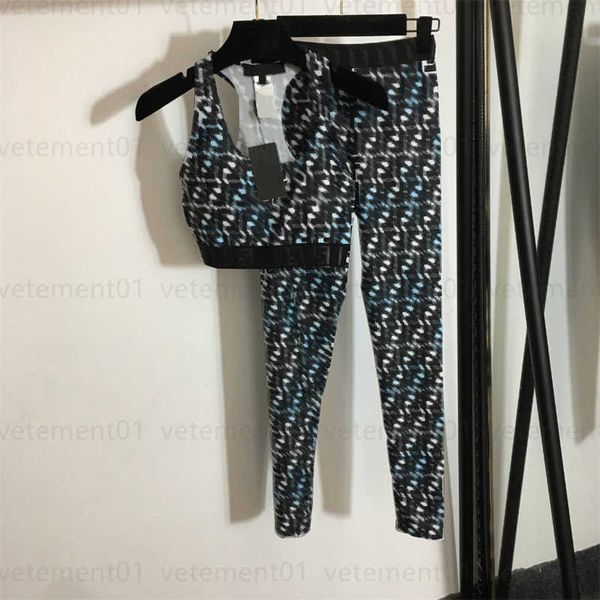 lady yoga outfit two piece set designer sweatsuit full printed f letter sports sheath tank elastic waist webbing slimming bottoms fit pants
lady yoga outfit two piece set designer sweatsuit full printed f letter sports sheath tank elastic waist webbing slimming bottoms fit pants