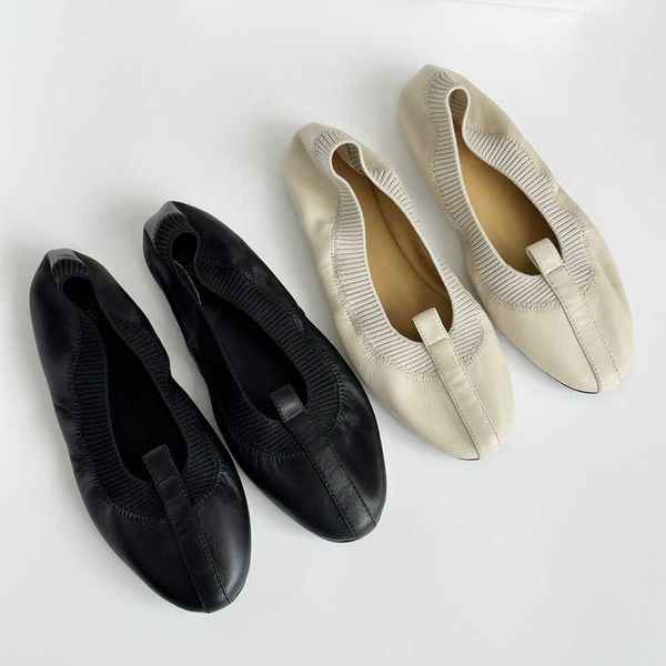 toteme sheepskin flat bottomed grandma's shoes french shallow mouth ballet shoes soft and comfortable single shoe women's dance sh
toteme sheepskin flat bottomed grandma's shoes french shallow mouth ballet shoes soft and comfortable single shoe women's dance sh