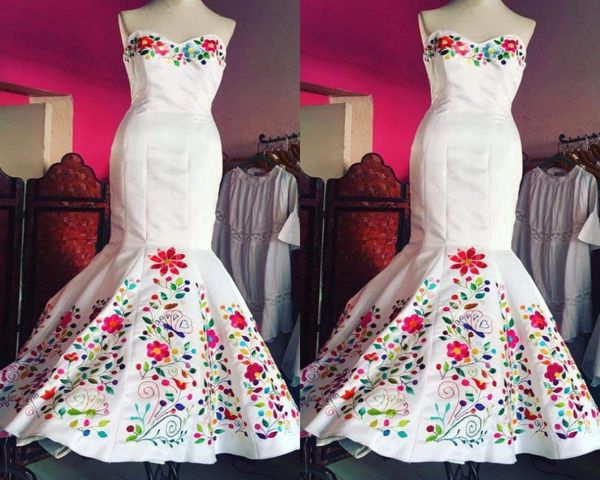2022 vintage mexican embroidered wedding dress chic white satin sweetheart corset back formal dresses for bride6222289
2022 vintage mexican embroidered wedding dress chic white satin sweetheart corset back formal dresses for bride6222289