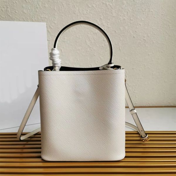 luxury bucket bag lady designer bag classic crossbody leather handbag womens composite tote ladies shoulder bags plain open hard single casu
luxury bucket bag lady designer bag classic crossbody leather handbag womens composite tote ladies shoulder bags plain open hard single casu