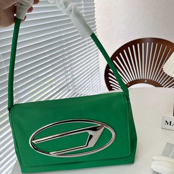 totes diesel designer bag shoulder bag fashion brand women's handbag new italian selling luxury dingdang tote bagstylishdesignerbags
totes diesel designer bag shoulder bag fashion brand women's handbag new italian selling luxury dingdang tote bagstylishdesignerbags