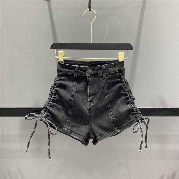 2023 summer new design sense drawstring high waist denim shorts women's slim elastic a-line wide leg spicy girls' pants, Blue
2023 summer new design sense drawstring high waist denim shorts women's slim elastic a-line wide leg spicy girls' pants, Blue