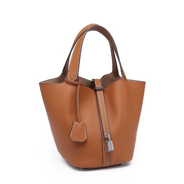 luxury picotin lock bag basket vegetable women's cowhide portable 2023 new fashion leather bucket lgdc
luxury picotin lock bag basket vegetable women's cowhide portable 2023 new fashion leather bucket lgdc
