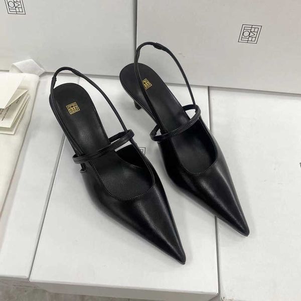 toteme shoes 2023 new fashion pointed toe open heel single shoes comfortable and versatile genuine leather high heel sandals women's sh
toteme shoes 2023 new fashion pointed toe open heel single shoes comfortable and versatile genuine leather high heel sandals women's sh
