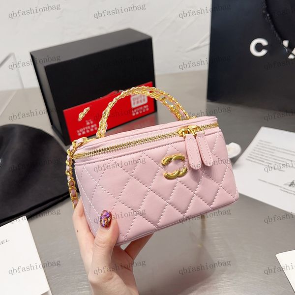 classic women mini makeup bag beautifully woven handle tote matelasse chain crossbody bag shoulder bag gold hardware buckle designer key bag
classic women mini makeup bag beautifully woven handle tote matelasse chain crossbody bag shoulder bag gold hardware buckle designer key bag
