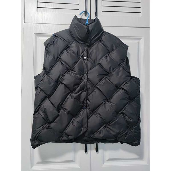 men's down parkas solid men's winter vest warm thick fashion white duck down sleevess jackets single breasted autumn waristcoat fo, Black
men's down parkas solid men's winter vest warm thick fashion white duck down sleevess jackets single breasted autumn waristcoat fo, Black