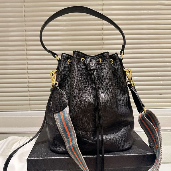 bucket bag straw underarm shoulder shopping bags genuine leather drawstring crossbody handbags women hobo designer handbag purse lady pouch
bucket bag straw underarm shoulder shopping bags genuine leather drawstring crossbody handbags women hobo designer handbag purse lady pouch