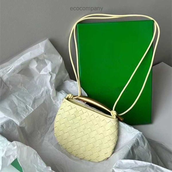 portable designer sardine dumpling bag handbag solid woven color metal handle casual one shoulder cross body women's 566u
portable designer sardine dumpling bag handbag solid woven color metal handle casual one shoulder cross body women's 566u