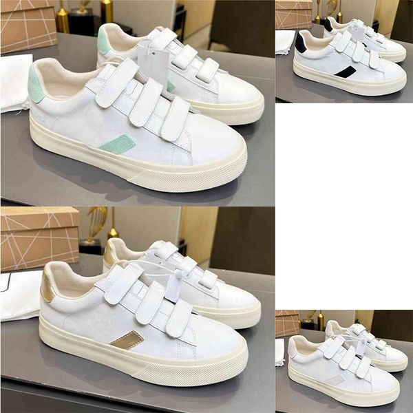2023 veja designer shoes womens sneakers shoes men 's classic white fashion couples vegetarianism style original veja campo
2023 veja designer shoes womens sneakers shoes men 's classic white fashion couples vegetarianism style original veja campo