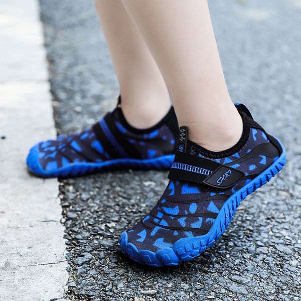 water shoes comfortable barefoot water shoes for boys and girls elastic children's anti-skid and breathable beach aqua shoes quick dryi, Black
water shoes comfortable barefoot water shoes for boys and girls elastic children's anti-skid and breathable beach aqua shoes quick dryi, Black