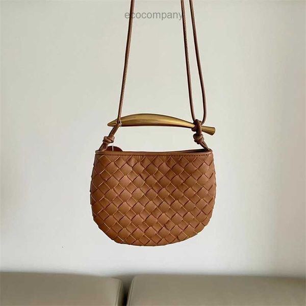 handbag spring designer woven 2023 sardine summer bag new cowhide niche design metal half moon tooth t3e1
handbag spring designer woven 2023 sardine summer bag new cowhide niche design metal half moon tooth t3e1