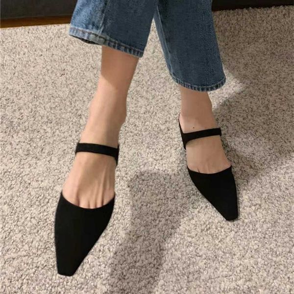 new toteme ins muller shoes black sheepskin suede pointed versatile low heel women's singles
new toteme ins muller shoes black sheepskin suede pointed versatile low heel women's singles