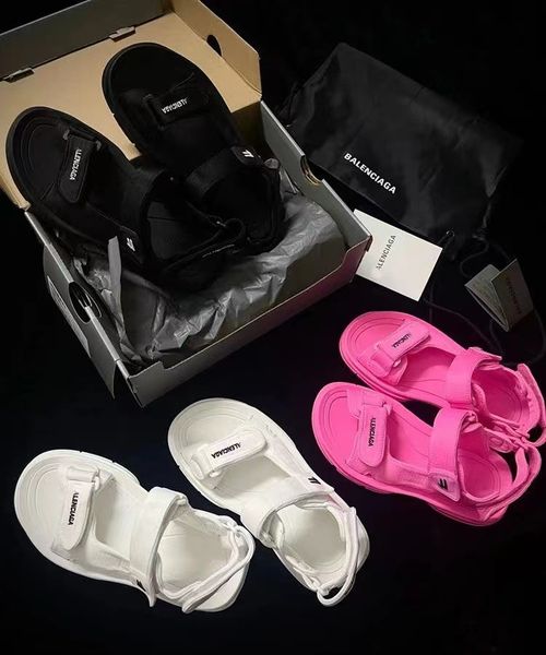 2023s summer new paris platform women fashion casual beach shoes open toe candy-colored sandals, Black
2023s summer new paris platform women fashion casual beach shoes open toe candy-colored sandals, Black