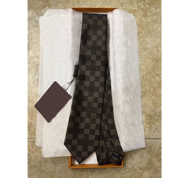 23ss men necktie mens designer neck tie suit neckties luxury business men silk ties party wedding neckwear cravate cravattino krawatte choke, Blue;purple
23ss men necktie mens designer neck tie suit neckties luxury business men silk ties party wedding neckwear cravate cravattino krawatte choke, Blue;purple