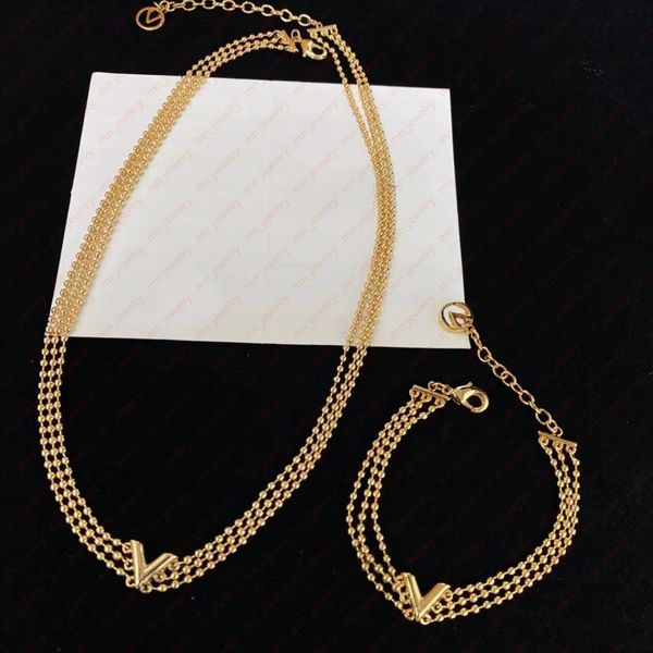 golden pearl flow su luxury alphabet bracelet, necklace. square bride designer bracelet, necklace. european and american ins high-end design, Silver
golden pearl flow su luxury alphabet bracelet, necklace. square bride designer bracelet, necklace. european and american ins high-end design, Silver