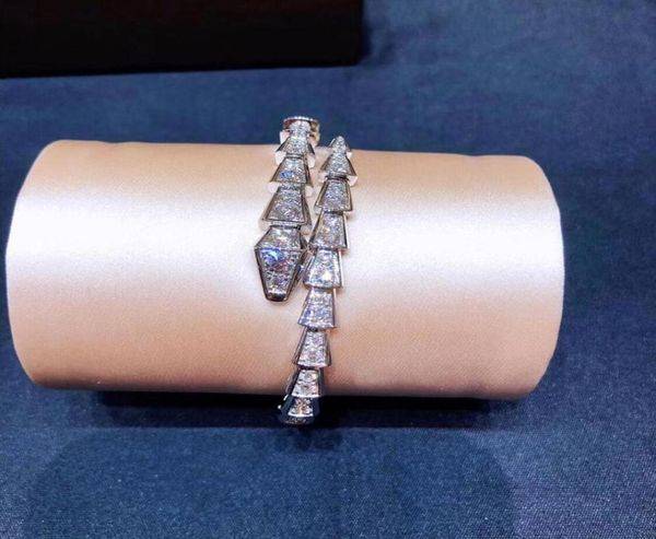 full drill lady bracelet personality fashion trend women's bracelets twinkle dance party gift giving celebrities no2061762, Golden;silver
full drill lady bracelet personality fashion trend women's bracelets twinkle dance party gift giving celebrities no2061762, Golden;silver