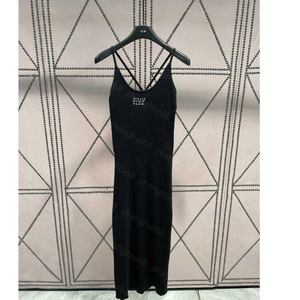 23ss women dresses summer dress womens designer clothing digital embroidery knitted back cross strap dress womens clothing a1, Black;gray
23ss women dresses summer dress womens designer clothing digital embroidery knitted back cross strap dress womens clothing a1, Black;gray