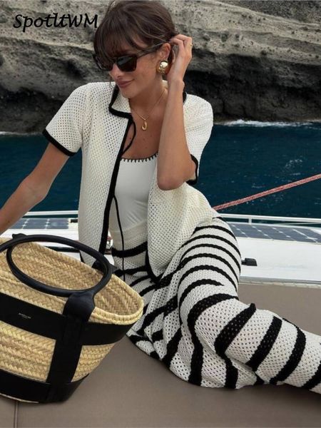 urban dresses cotton knitted hollow out skirt 2 piece set lapel short sleeve striped suit 2023 summer women s vacation outfits 230720, White;black
urban dresses cotton knitted hollow out skirt 2 piece set lapel short sleeve striped suit 2023 summer women s vacation outfits 230720, White;black