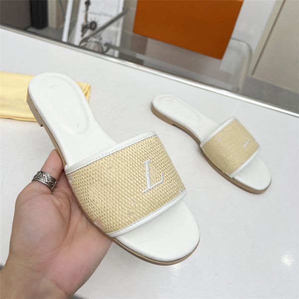 fashionable beach shoes 2023 luis luxurious design, retro decoration, men's and women's summer leather canvas rubber flat bottomed
fashionable beach shoes 2023 luis luxurious design, retro decoration, men's and women's summer leather canvas rubber flat bottomed