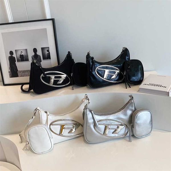 handbag designer 2023 summer new super fire underarm premium one shoulder crossbody women's leisure versatile zero wallet pu small bag
handbag designer 2023 summer new super fire underarm premium one shoulder crossbody women's leisure versatile zero wallet pu small bag